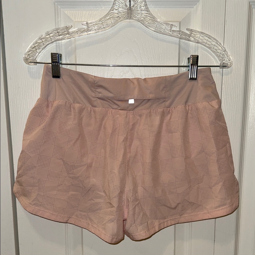 Nike Women's Athletic Shorts in Light Pink - Picture 2 of 4